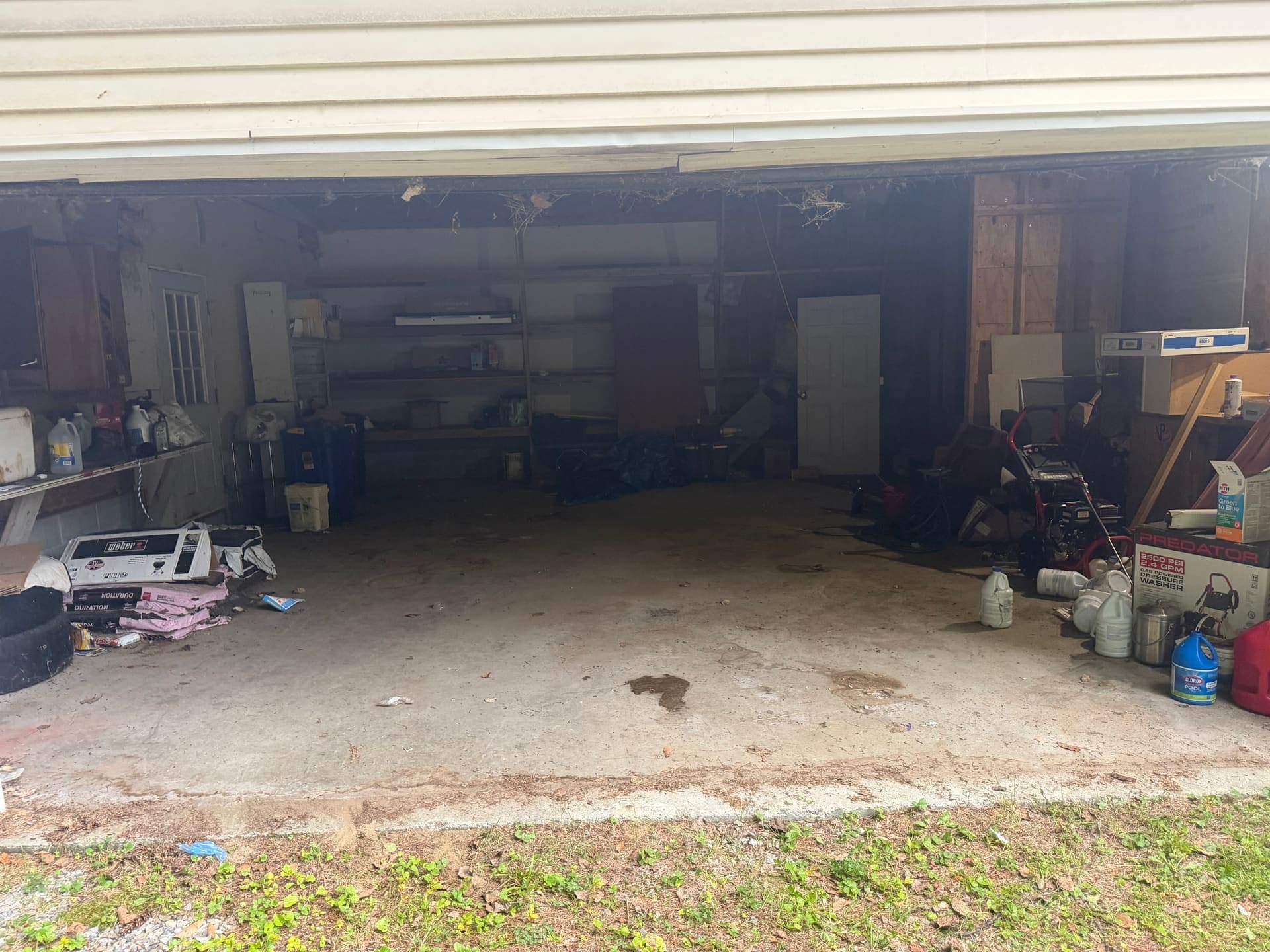 Garage before cleanout in Vermont